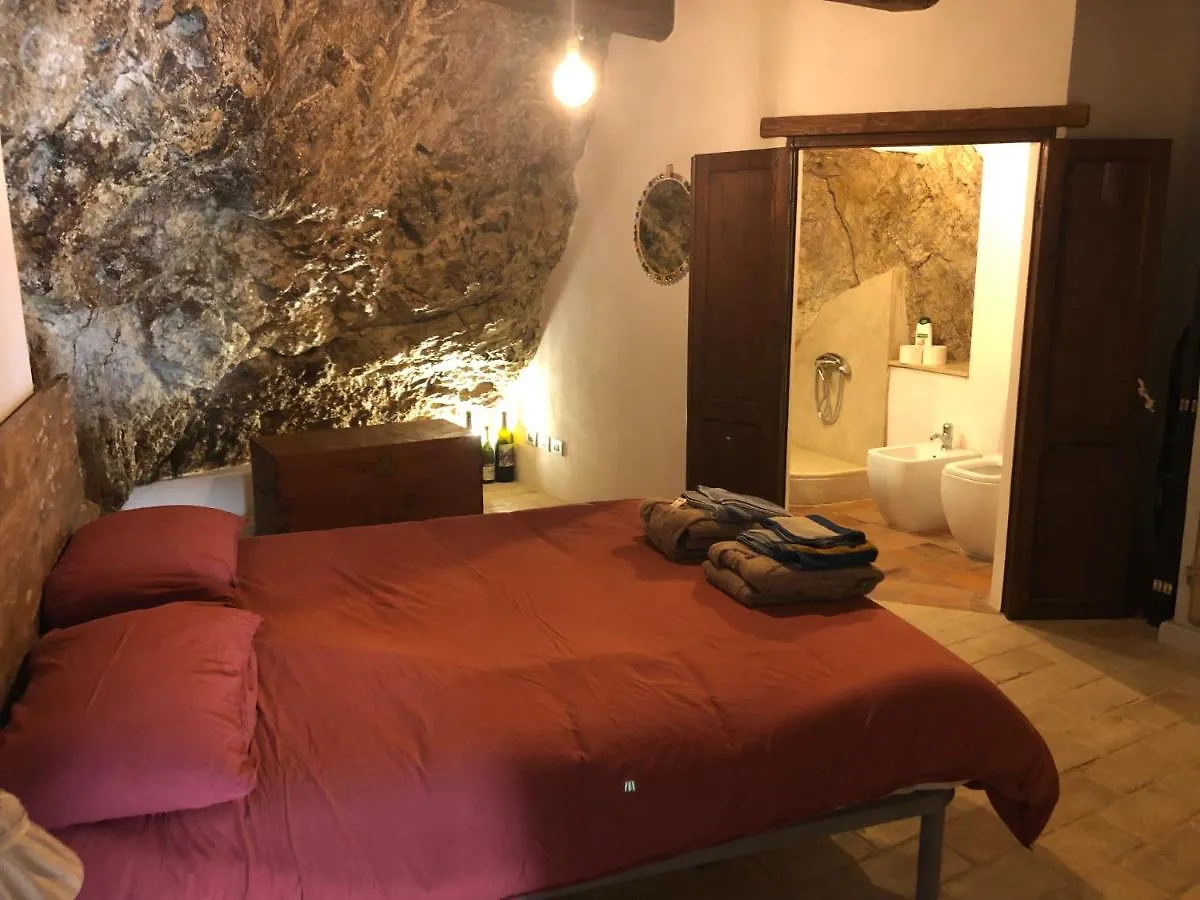 La Casa Nel Castellare Villa Campiglia d'Orcia Italy